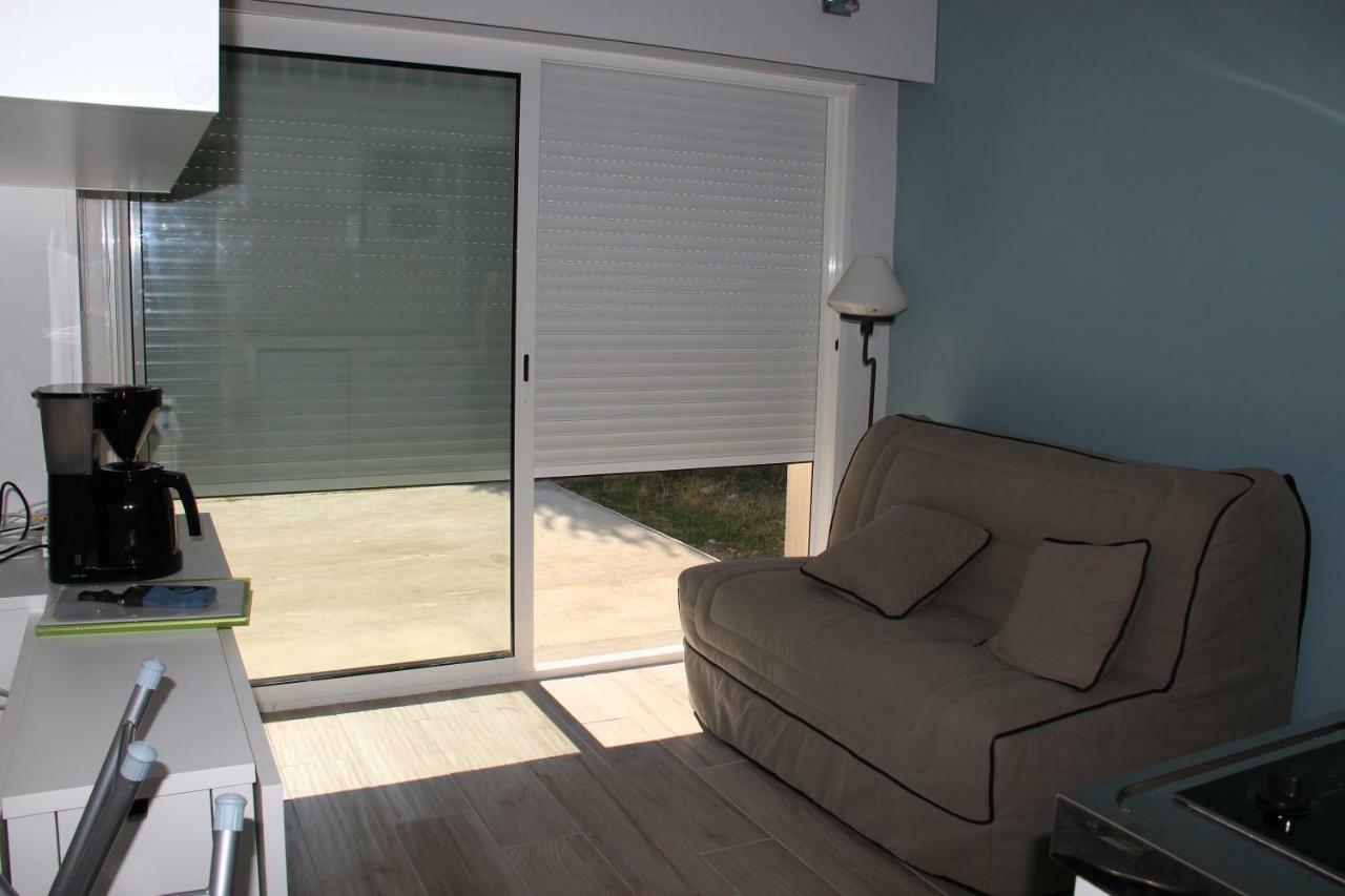 Studio Cosy Apartment บิกานูส ภายนอก รูปภาพ